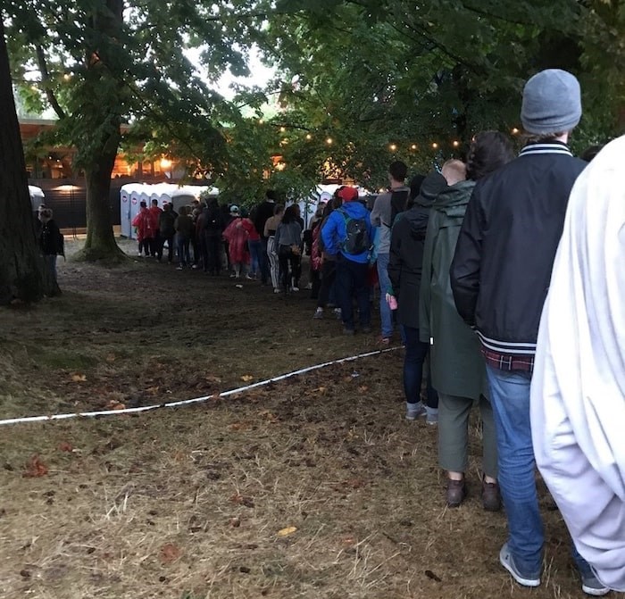  Lineups to washrooms and food trucks were the common theme to audience complaints. Photo Kyle Tsang/Twitter