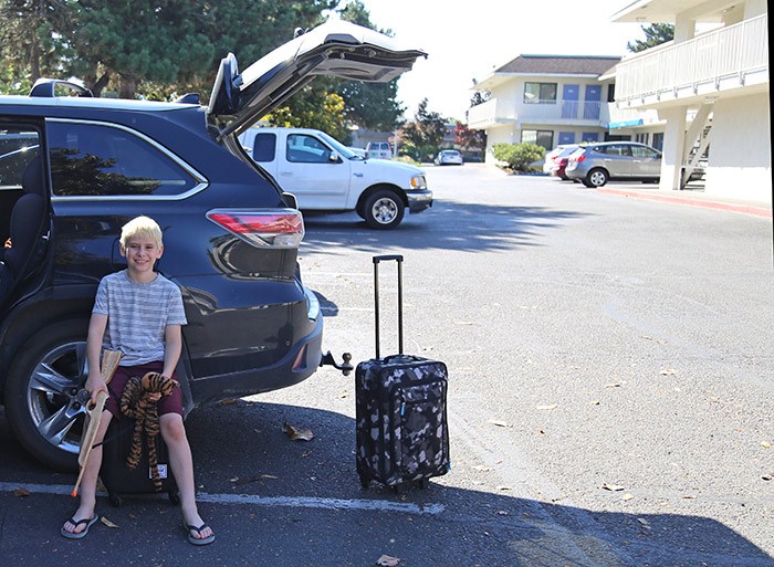  A roadside motel off the I-5. Photo Bob Kronbauer