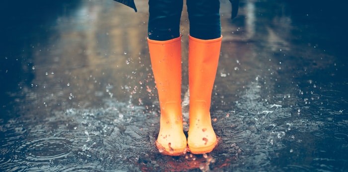  Rain boots/Shutterstock