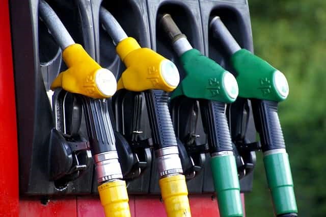  Photo: gas pumps / Pixabay