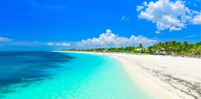  Photo: beach in Cuba / Shutterstock