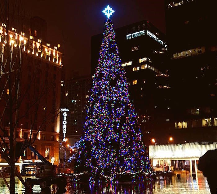  Vancouver's beautiful 76-foot tall Christmas Tree will be lit on Nov. 30, 2018 (@meghanthomas28/Instagram)