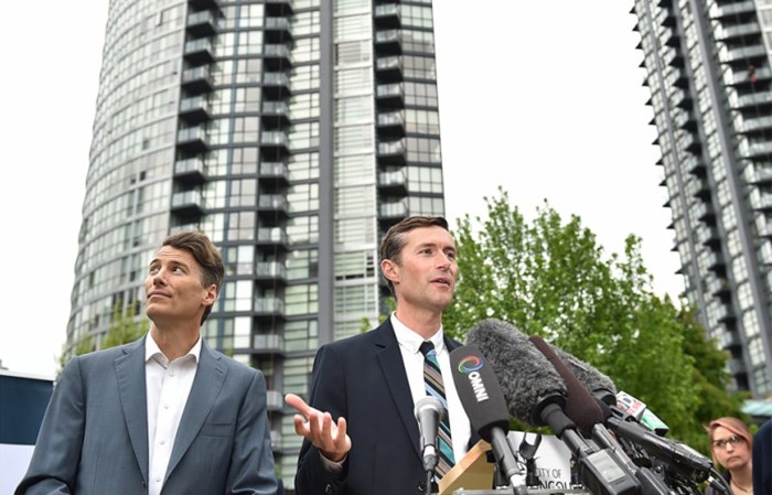  Luke Harrison with former mayor Gregor Robertson. Photo Dan Toulgoet