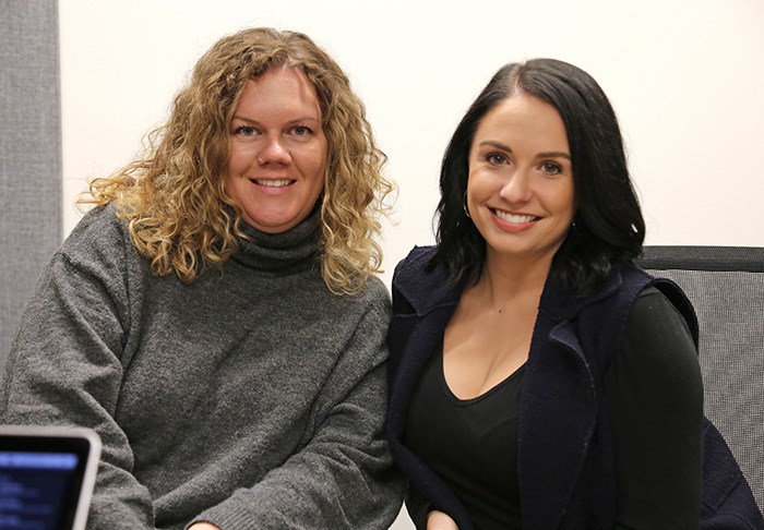  Megan Edwards and Janet Reynolds are The Und8ables. Photo Bob Kronbauer