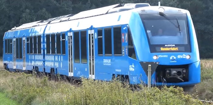  Dr. Gord Lovegrove says trains in Germany like this one are similar to what he envisions coming to the Thompson-Okanagan. (via Unimedien/YouTube)