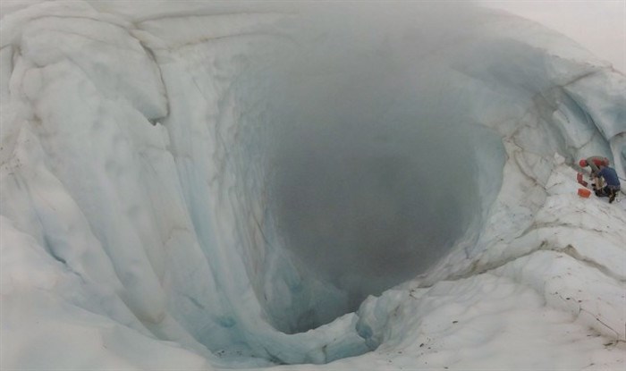  Climate change is causing glaciers atop Mount Meager, in British Columbia, to shrink increasing the chances of landslides and even a new eruption, says one expert. Team members from Simon Fraser University work on a study of fumaroles, or gas vents, on Mount Meager in Lillooet, B.C., in a 2016 handout photograph. THE CANADIAN PRESS/HO-SFU, Gioachino Roberti