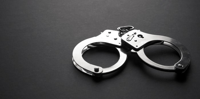  Handcuffs/Shutterstock