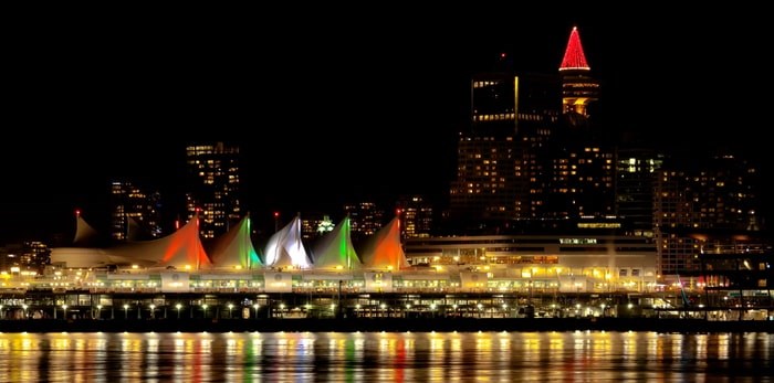  Vancouver at Christmas/Shutterstock