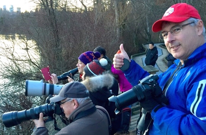  A crowd of photographers at Deer Lake. Photo by John Preissl.