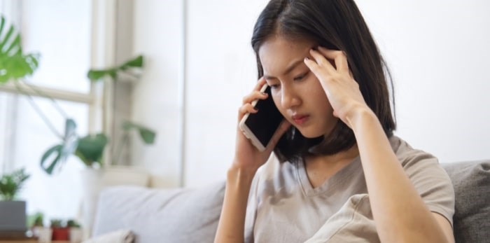  Stressful phone call/Shutterstock