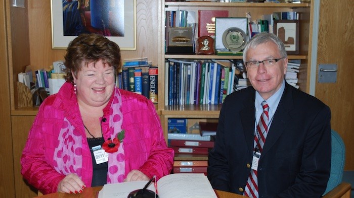  Speaker of the House Linda Reid and Clerk of the Legislative Assembly Craig James on Nov.23, 2013. Photo from Commonwealth Parliamentary Association Flikr account.