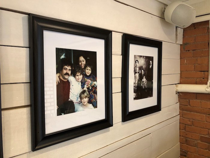  Some of the family photos on the wall (Lindsay William-Ross/鶹ýӳ)