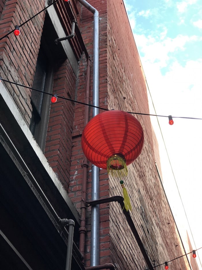  Fan Tan Alley in Victoria's Chinatown (Lindsay William-Ross/Vancouver Is Awesome)