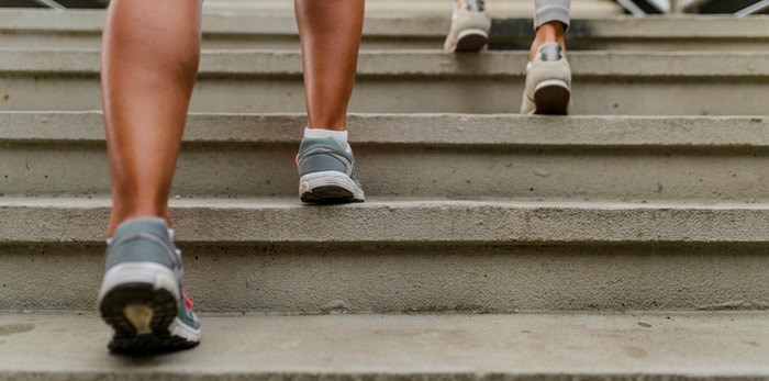  Running up stairs/Shutterstock