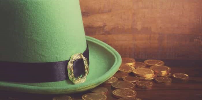  Leprechaun hat and gold coins / Shutterstock