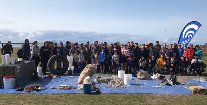  A petition to ban foam food packaging in Richmond was launched after a shoreline litter pickup at Garry Point Park last Saturday. The community event had around 50 volunteers attending. Photo submitted.