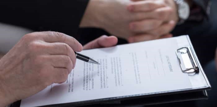  Close-up of last will and testament document / Shutterstock