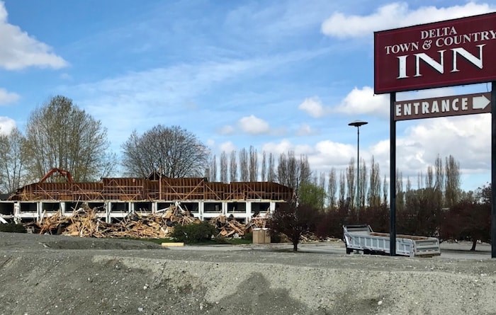  Having played host to countless guests and functions for over 50 years, the Delta Town & Country Inn is being torn down to make way for Gateway’s casino/hotel complex. Property owner Ron Toigo is leasing the site to Gateway. Photo by Sandor Gyarmati