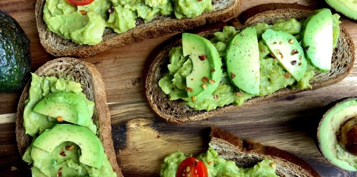  Avocado toast/Shutterstock