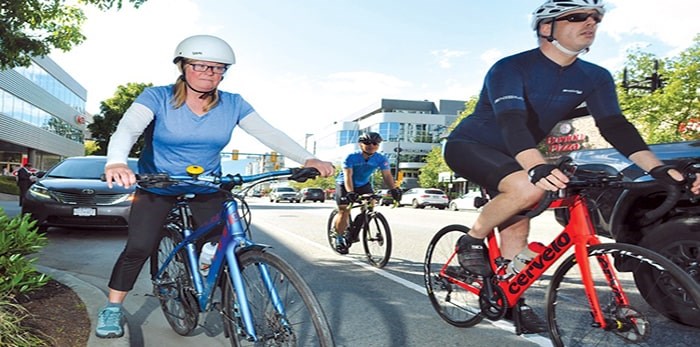  HUB North Shore member Heather Drugge negotiates the narrow bike lane, which the group says is already the most dangerous stretch of road in the City of North Vancouver for people on bikes. photo Paul McGrath, North Shore News