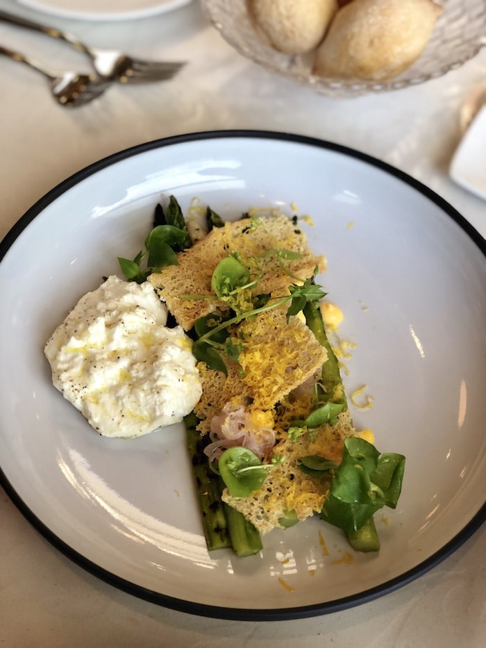  Asparagus with the add-on option of burrata. Photo by Lindsay William-Ross/鶹ýӳ