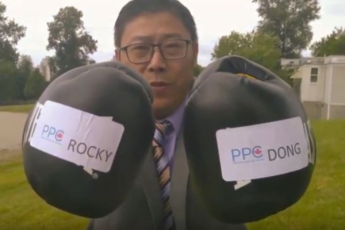  Rocky Dong, People's Party candidate in Burnaby North-Seymour, dons boxing gloves in his first campaign video. Screenshot