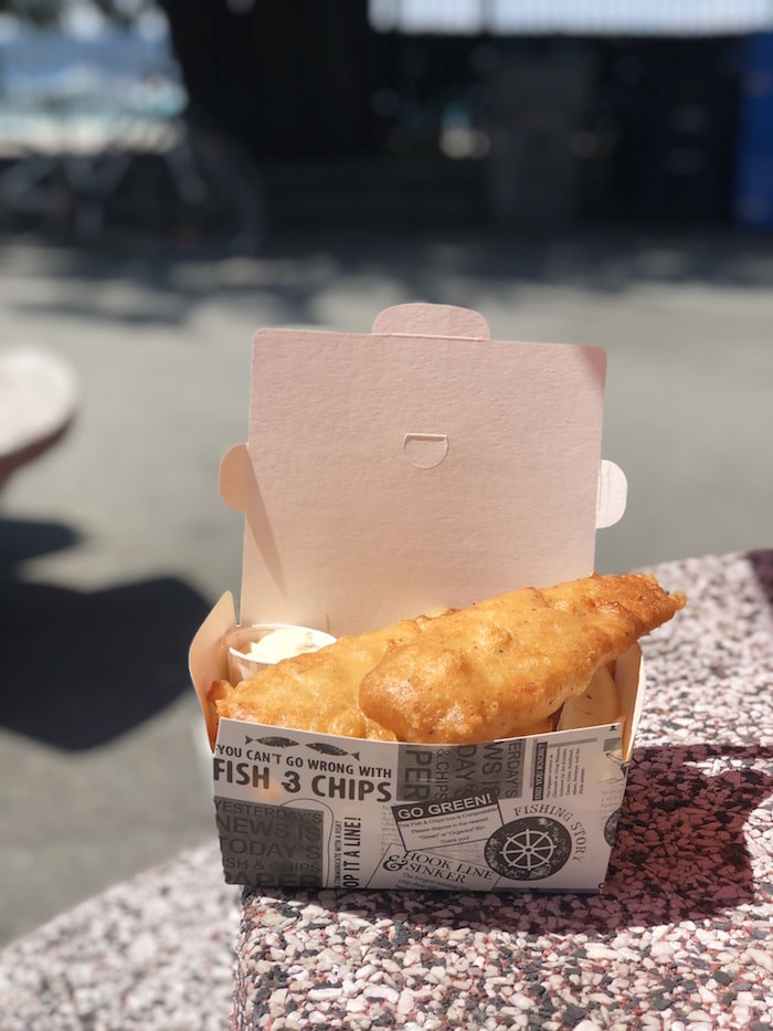  Fish and Chips by the Second Beach Pool. Photo by Lindsay William-Ross/鶹ýӳ