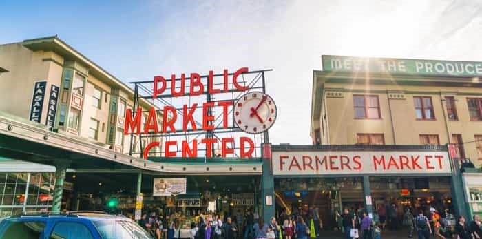  Photo: Pike Place Market or public market center in summer season, Seattle, Washington, USA.