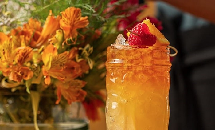  Tropical drinks are also featured, including the Punch Drunk cocktail. Photo: @h2restaurant