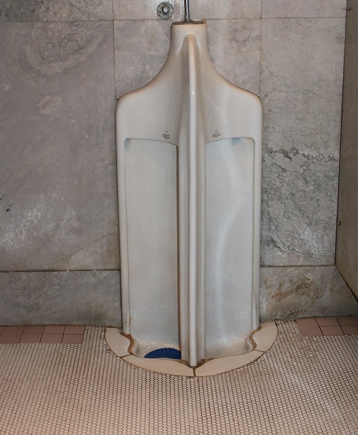  The Heritage Hall twin urinal. Photo: Emons Publishing