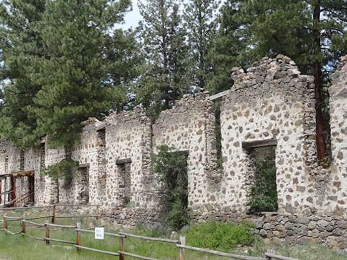  Ruins Photo:Castle Resort