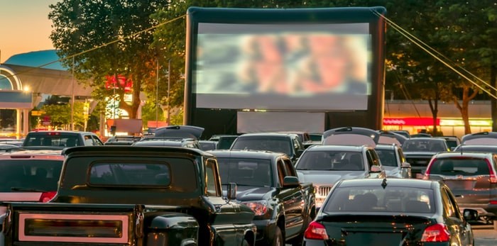  Watching a drive-in movie in B.C./Shutterstock