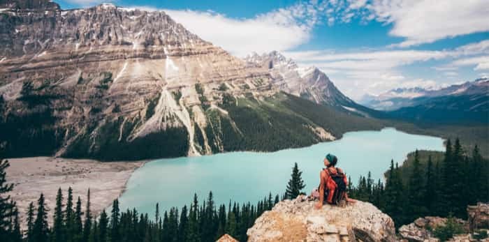  Photo: Canadian Rockies / Shutterstock