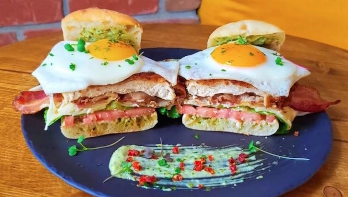  Bruncheria in New West has turned breakfast into an art form. They're now offering late-night brunch delivery and take-out. Photo via Bruncheria