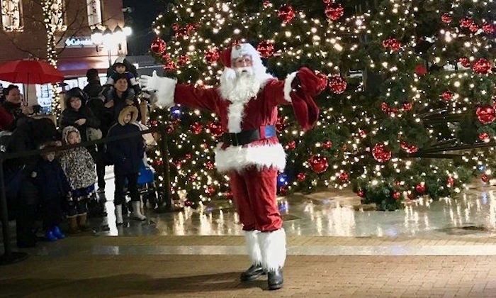  The big man in red will be on hand for The Big Switch On, Nov. 14. Photo: McArthurGlen Vancouver/Facebook