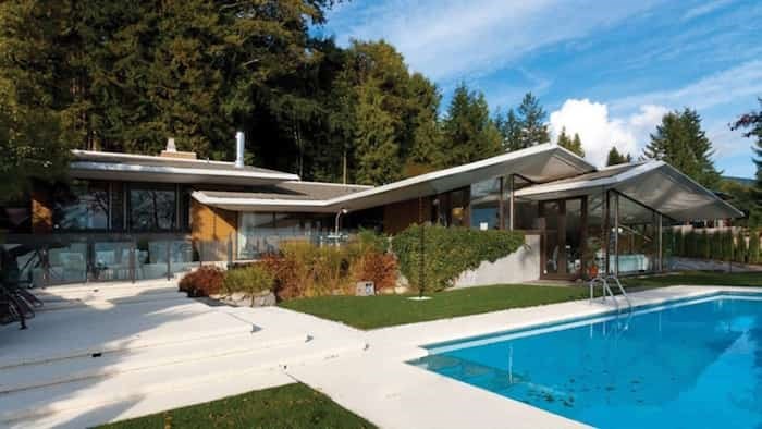  The Baker Residence on Eyremount Drive won national architecture awards when it was built in 1962 but its current owner has applied to demolish the midcentury masterpiece for redevelopment. Photo: District of West Vancouver
