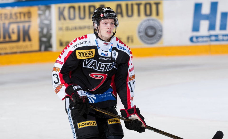 Urho Vaakanainen is a steady Finnish defenceman who might fall to the Canucks in the second round