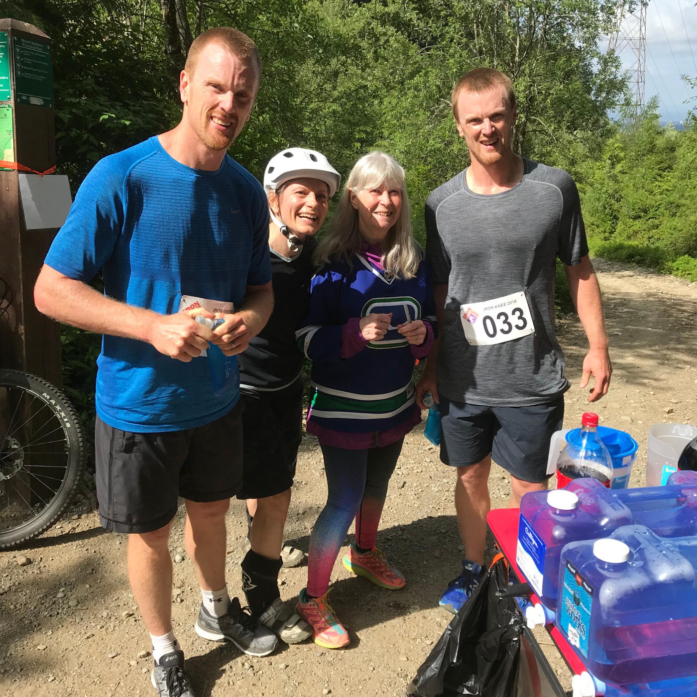 Daniel and Henrik Sedin at the Iron Knee 2018