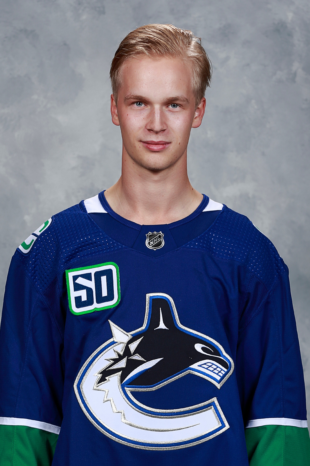 Elias Pettersson 2019-20 Headshot