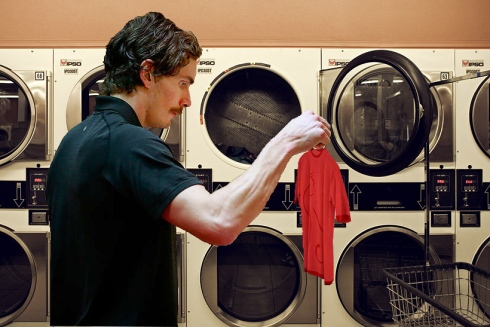 Loui at the laundromat