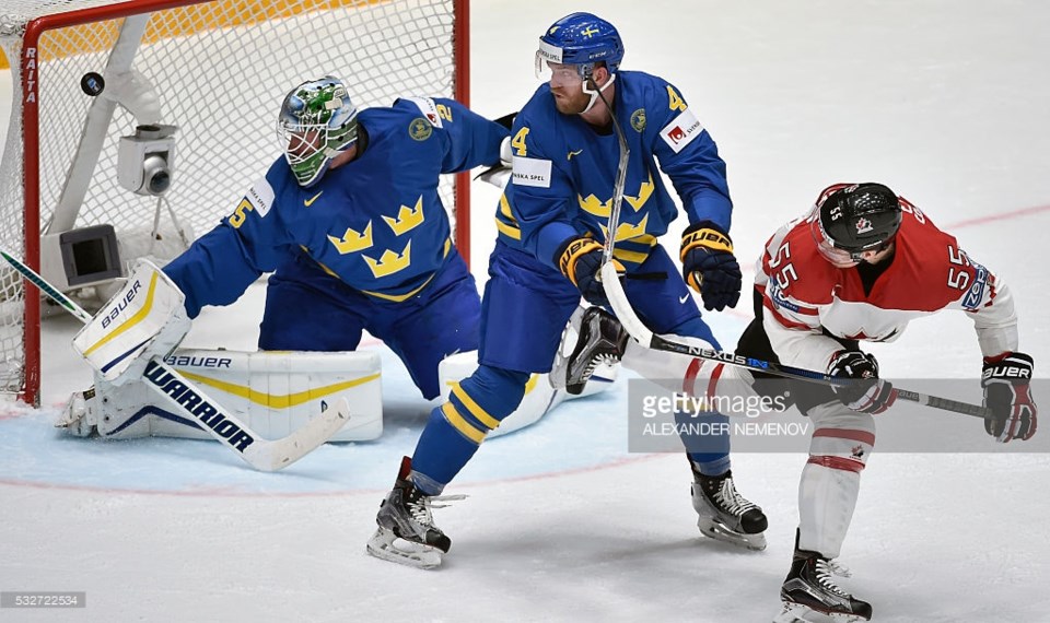 Jacob Markstrom concedes a goal for Sweden