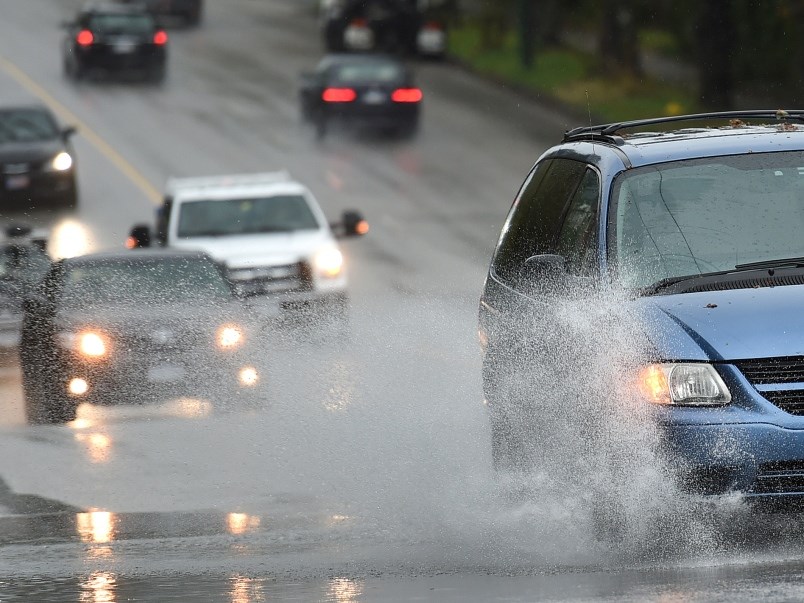 eavy-rainfall-is-expected-to-continue-through-the-morning-across-metro-vancouver-which-may-cause-lo