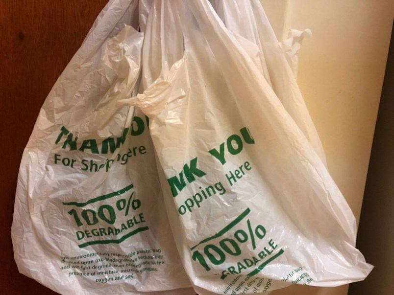 generic-photo-plastic-bags