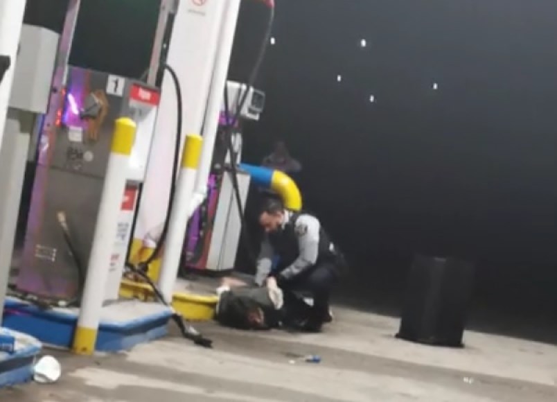 gas-station-arrest