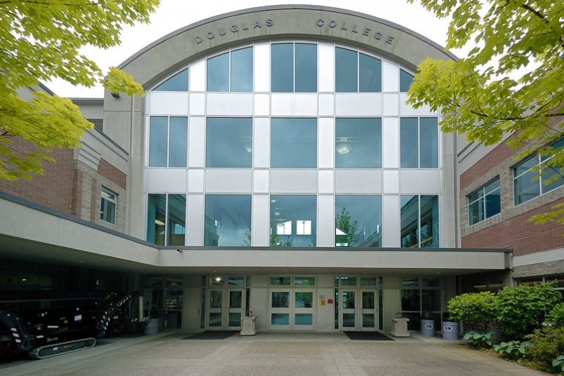douglas-college-is-moving-towards-online-classes