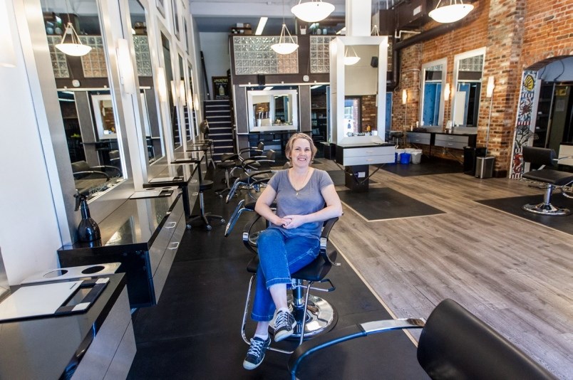 a1-05162020-salon-jpg