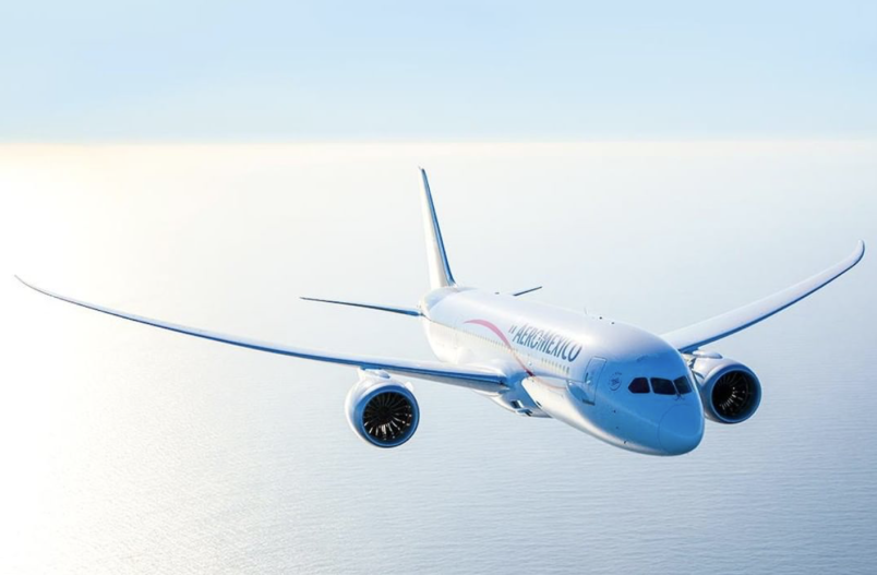 an-aeromexico-flight-en-route-to-one-of-its-destinations