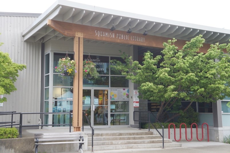 squamish-public-library