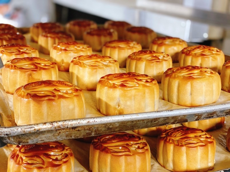 richmond-bakery-in-overdrive-pumping-out-mooncakes-to-create-stability-in-an-uncertain-time-0
