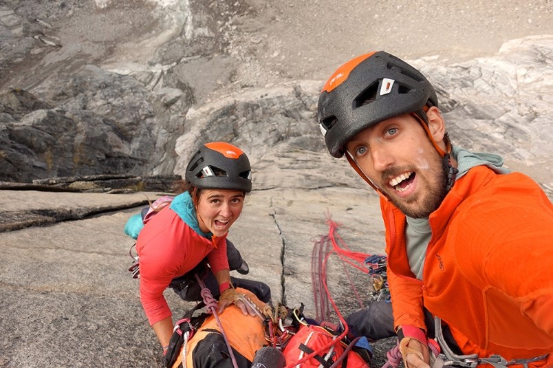 squamish-climbers-ascend-new-routes-on-baffin-island-4